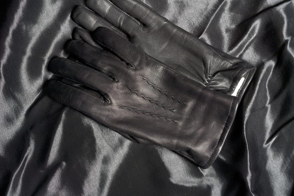 Les gants, accessoire de mode négligeable ou non?